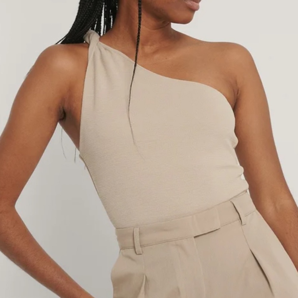 H&M Twisted One Shoulder Beige Top Sz Small